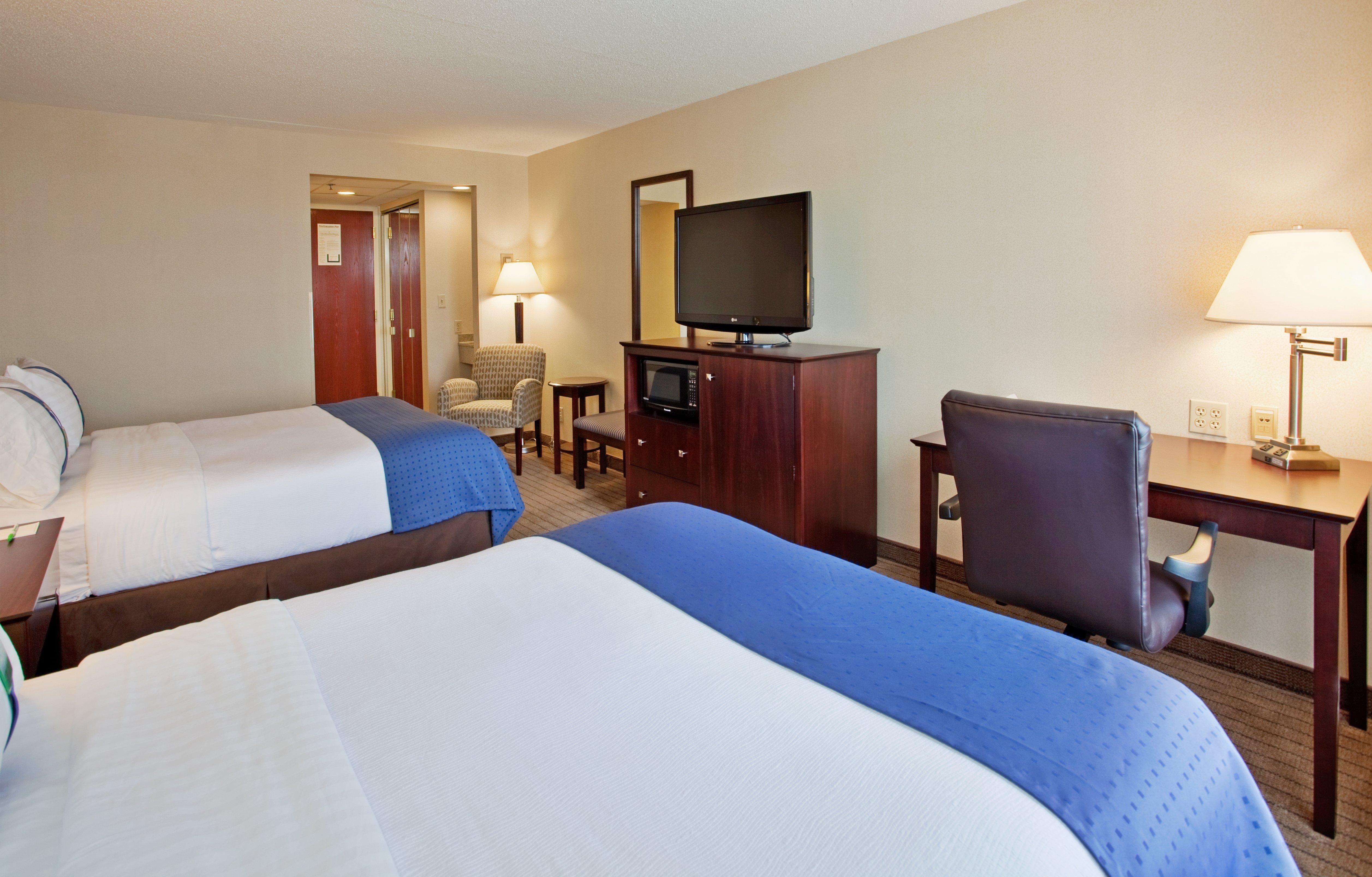 Holiday Inn Hotel & Suites Overland Park-Convention Center By Ihg Exterior photo