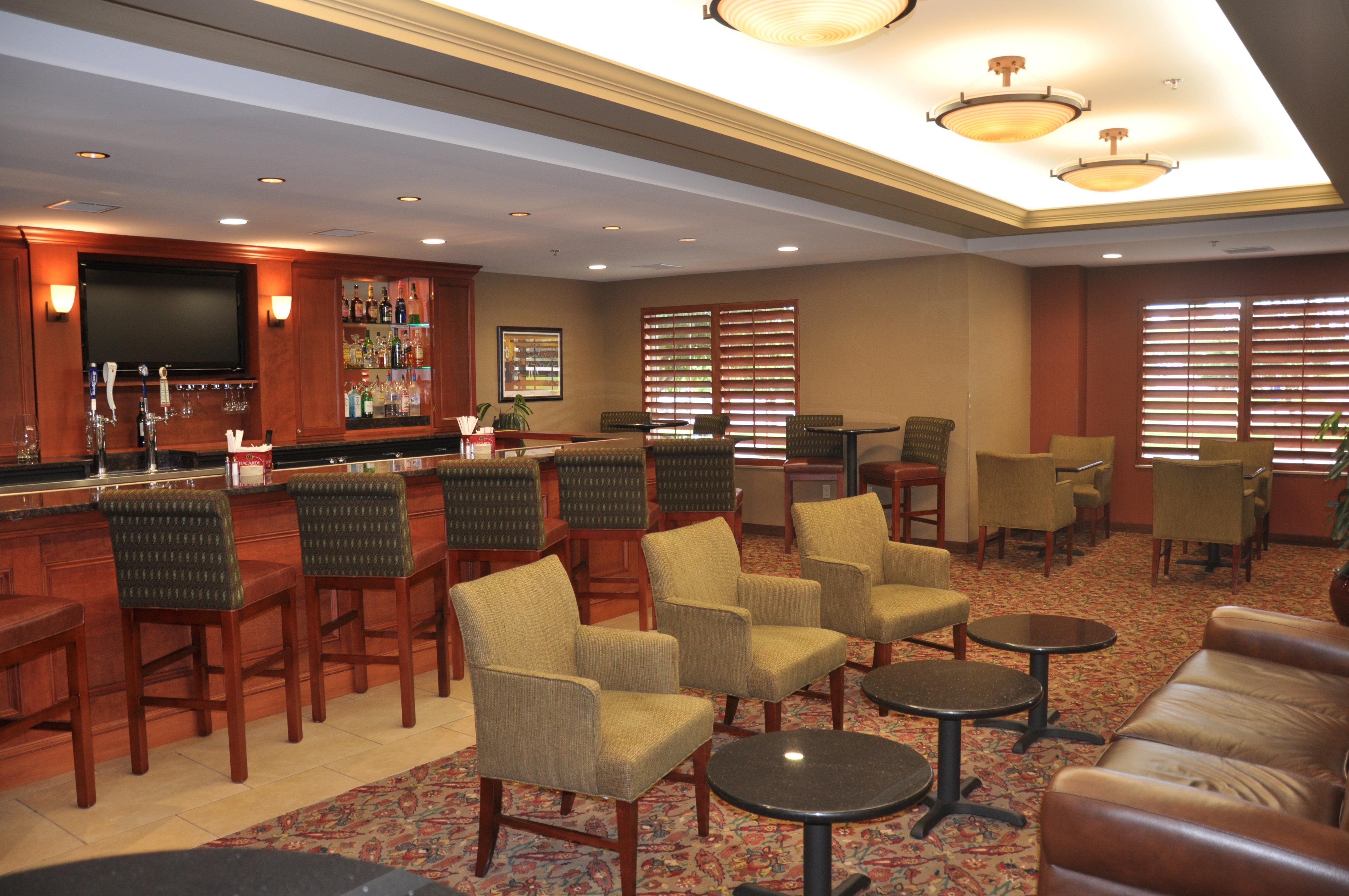Holiday Inn Hotel & Suites Overland Park-Convention Center By Ihg Exterior photo