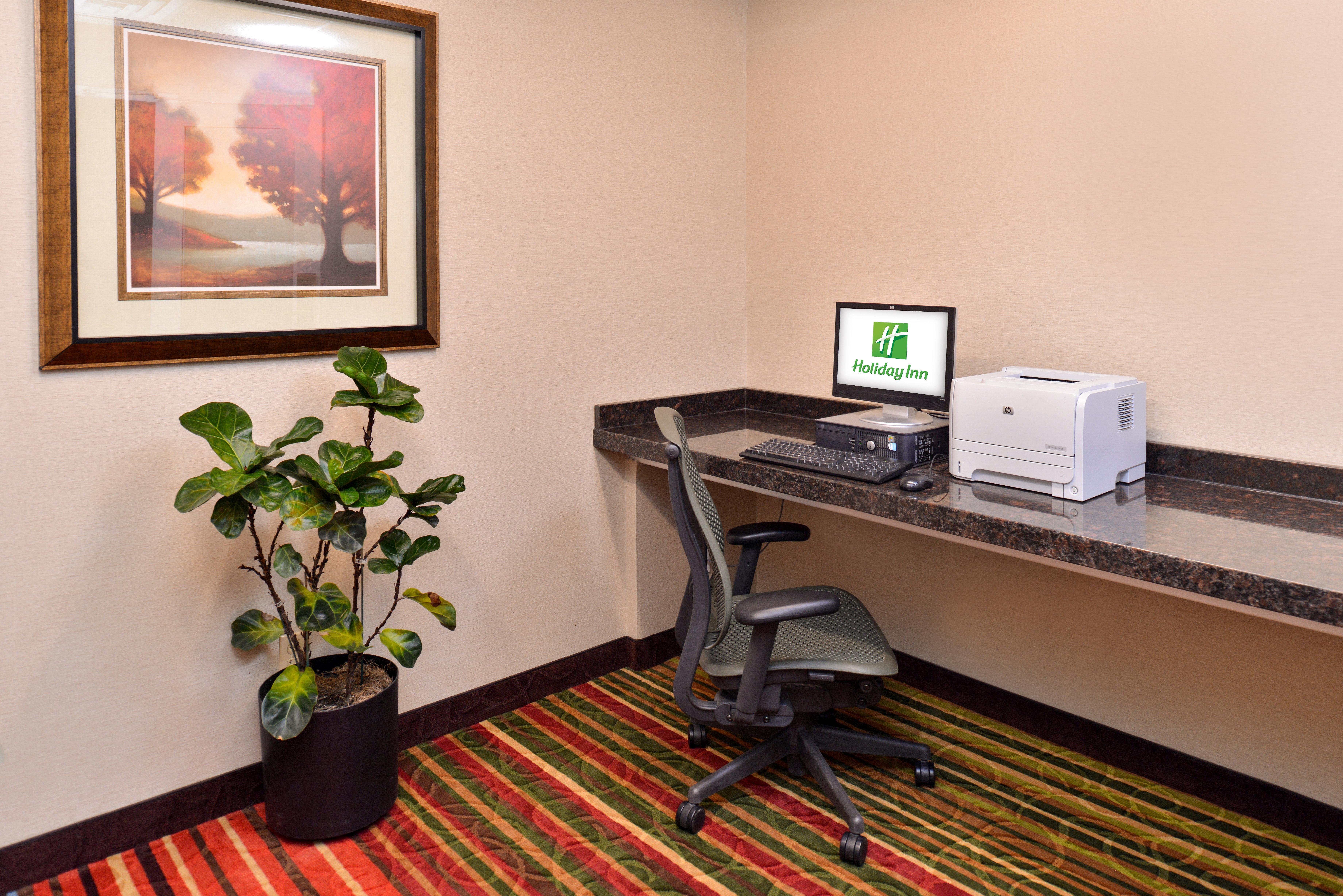 Holiday Inn Hotel & Suites Overland Park-Convention Center By Ihg Exterior photo